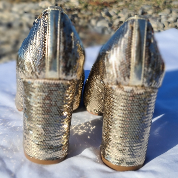 J. Crew High Heel Pumps In Sequin Gold Size 5 - Picture 6 of 8